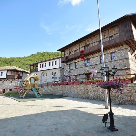 Macedonian Village Hotel & Resort Skopje Exterior foto
