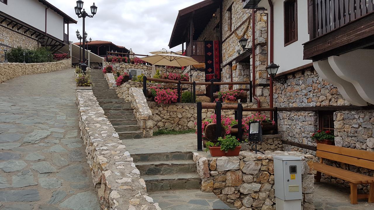 Macedonian Village Hotel & Resort Skopje Exterior foto
