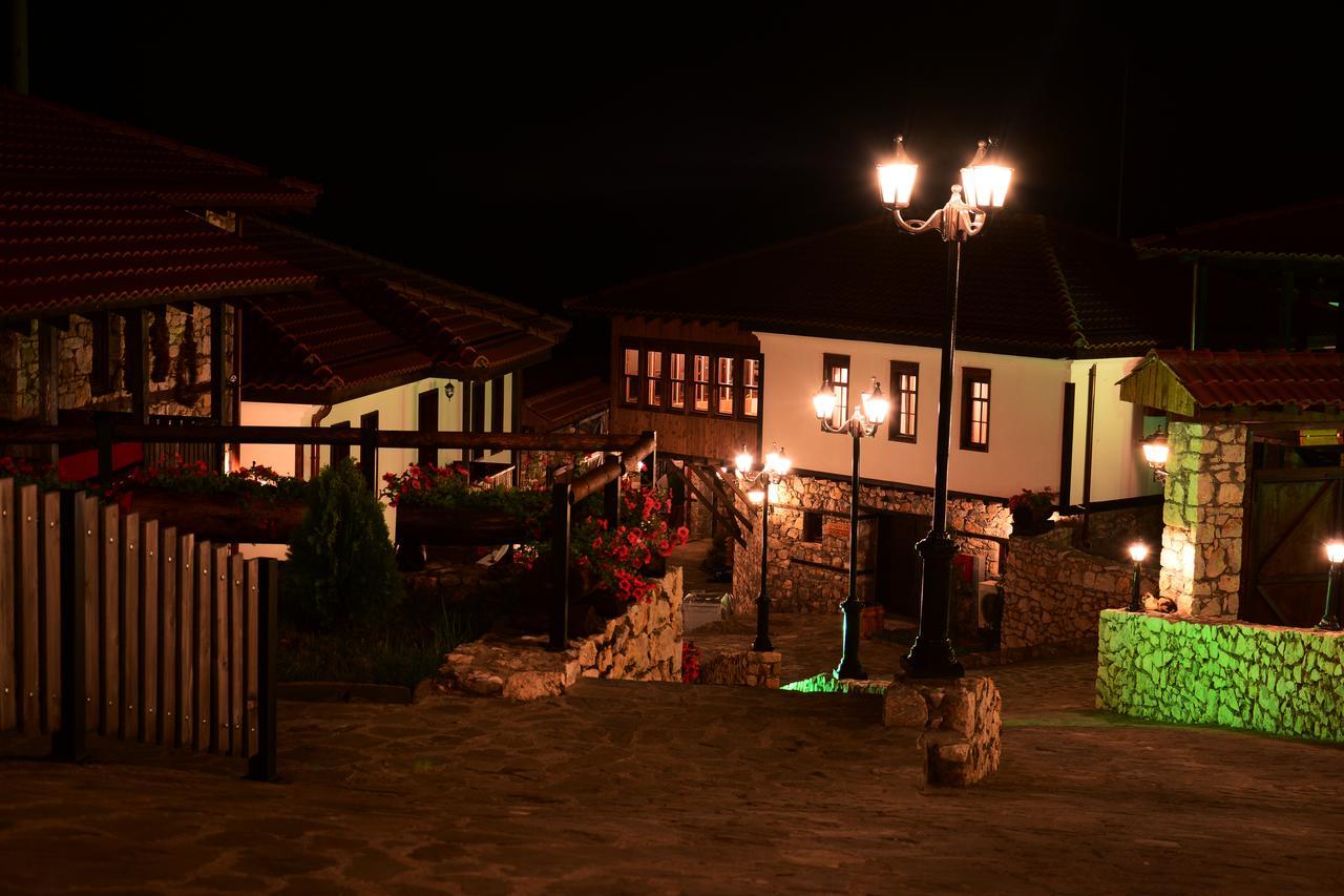 Macedonian Village Hotel & Resort Skopje Exterior foto