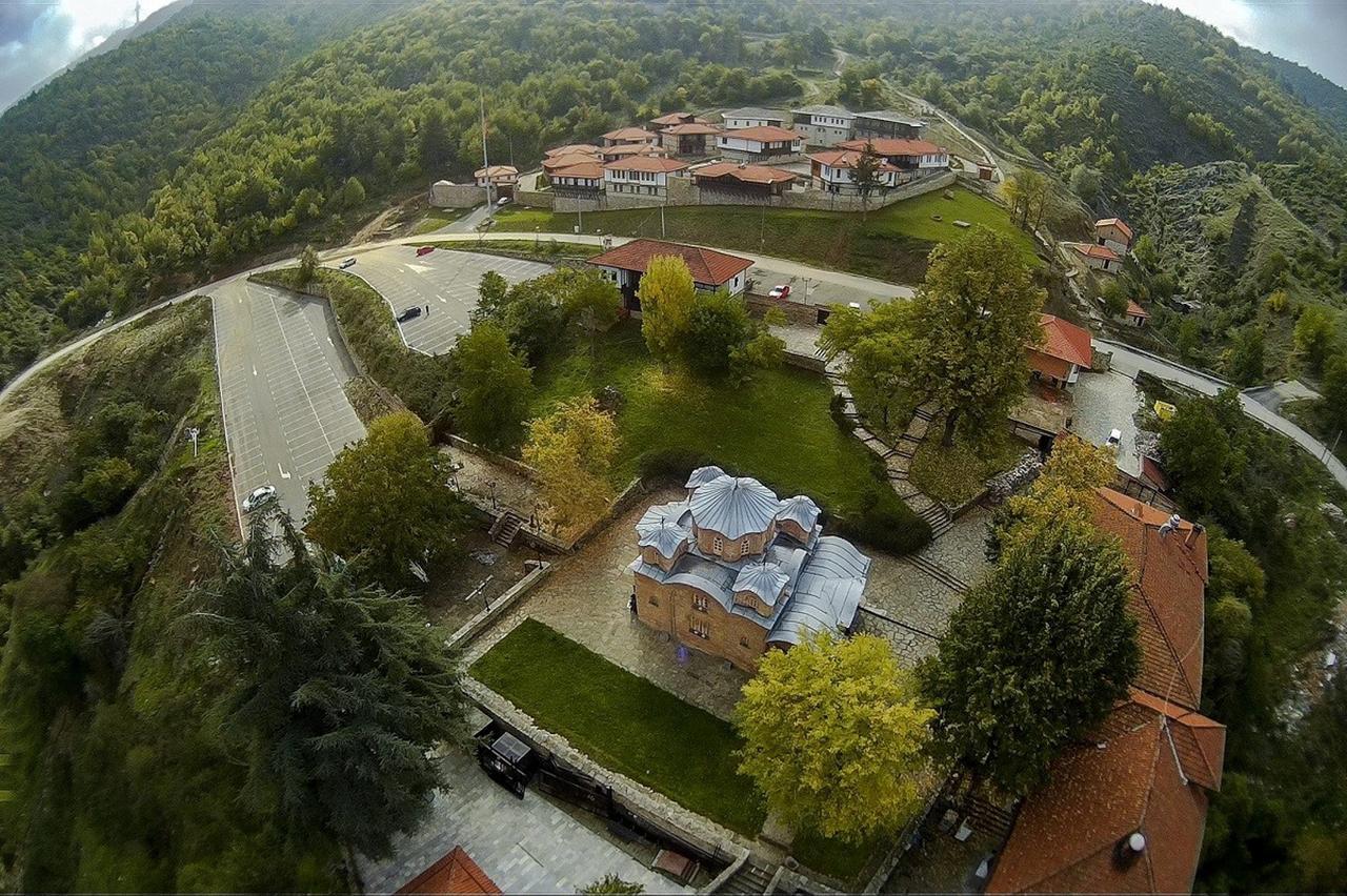 Macedonian Village Hotel & Resort Skopje Exterior foto