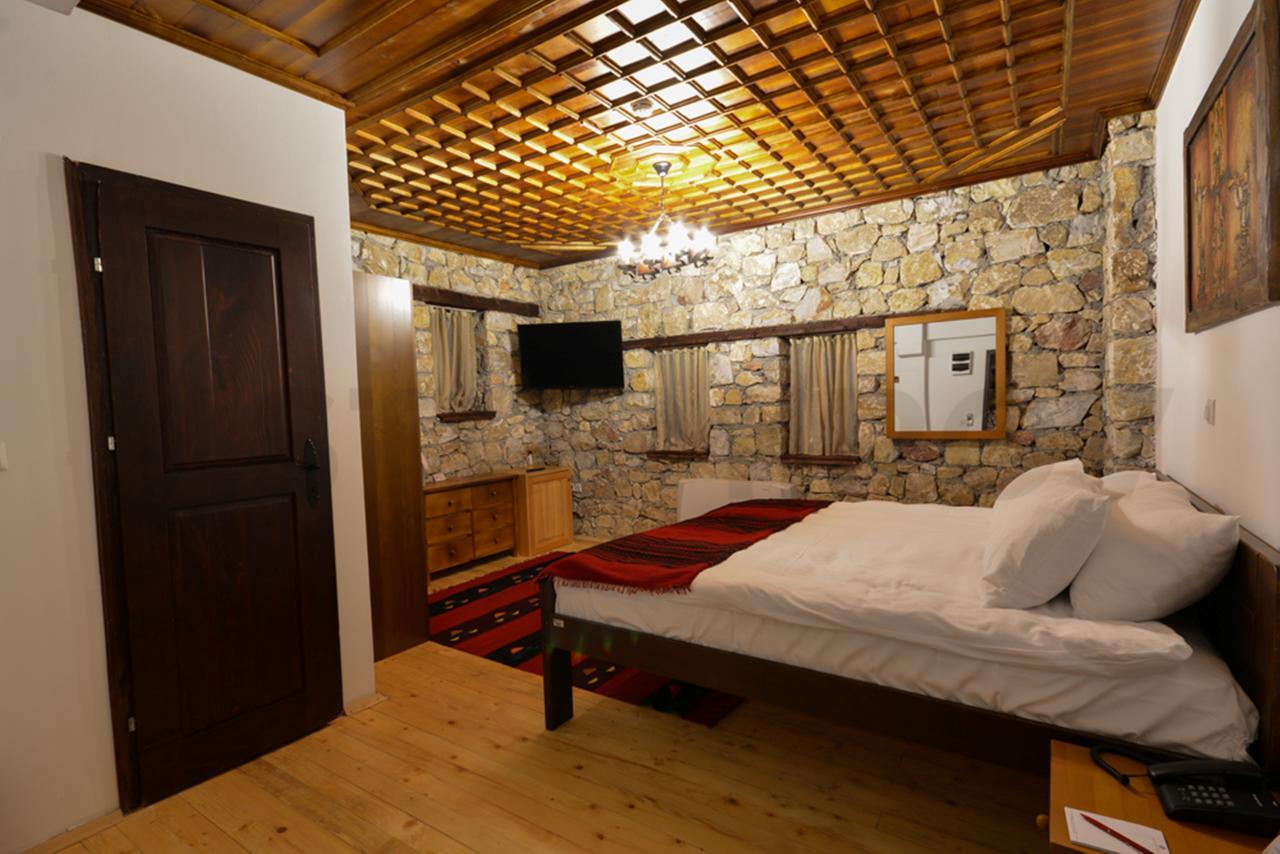 Macedonian Village Hotel & Resort Skopje Exterior foto