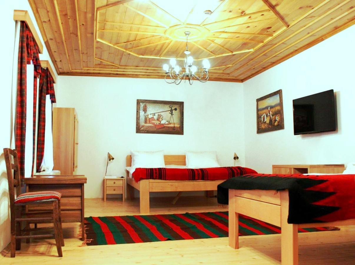 Macedonian Village Hotel & Resort Skopje Exterior foto