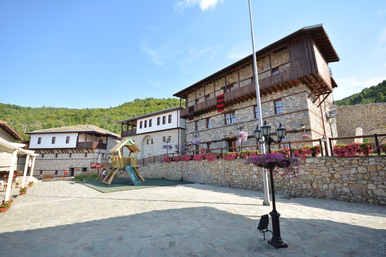 Macedonian Village Hotel & Resort Skopje Exterior foto